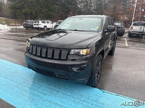 2022 Jeep Grand Cherokee WK Laredo