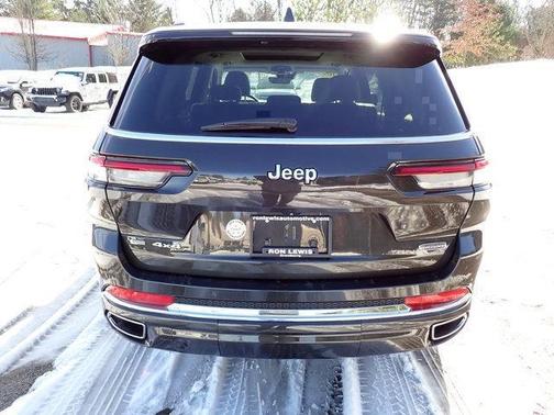 Rocky Mountain Pearlcoat 2023 Jeep Grand Cherokee L Overland