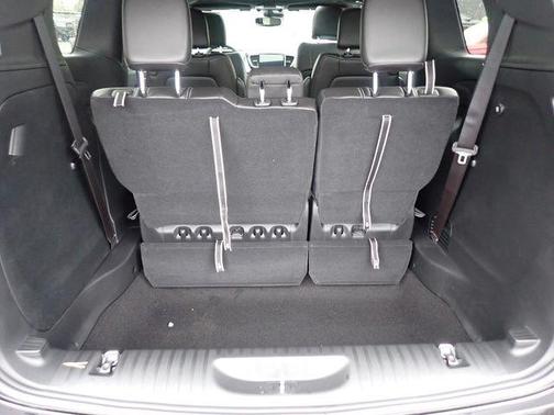 Diamond Black 2026 Chrysler Pacifica Select