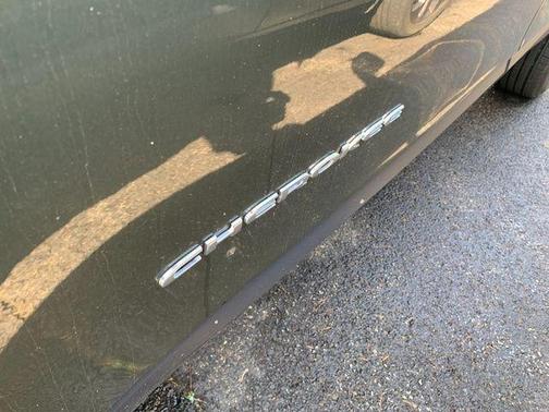 Olive Green Pearlcoat 2021 Jeep Cherokee Latitude Lux