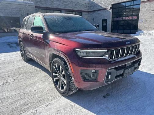2022 Jeep Grand Cherokee Overland