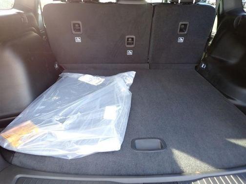 Diamond Black 2025 Jeep Grand Cherokee Laredo