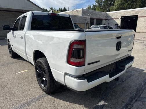 2022 RAM 1500 Big Horn Quad Cab 4x4 64' Box