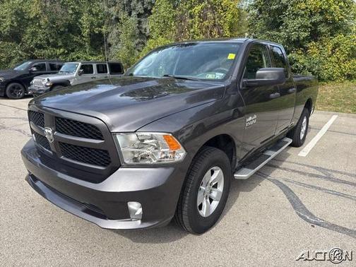 2019 RAM 1500 Classic Express Quad Cab 4x4 64' Box