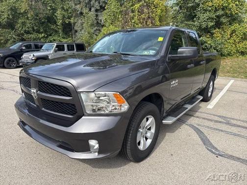 2019 RAM 1500 Classic Express Quad Cab 4x4 64' Box