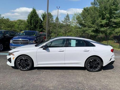 Glacial White Pearl 2024 Kia K5 GT-Line