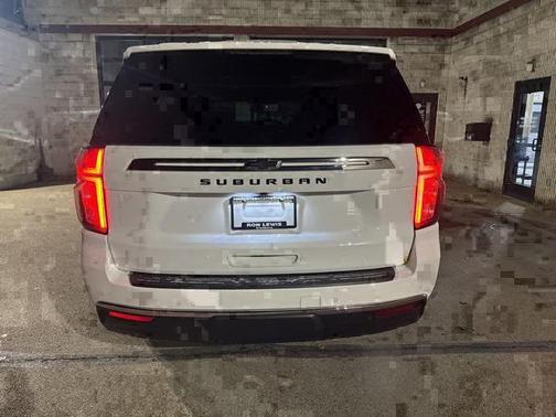 2023 Chevrolet Suburban LS