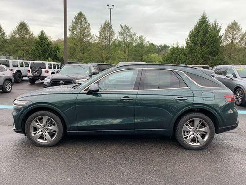 Green 2022 Genesis GV70 3.5T Sport