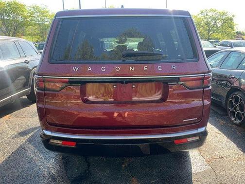 Velvet Red Pearlcoat 2024 Jeep Wagoneer Series II