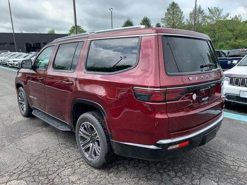 Velvet Red Pearlcoat 2024 Jeep Wagoneer Series II