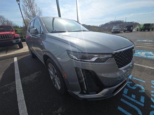 Silver Metallic 2024 Cadillac XT6 Premium Luxury AWD