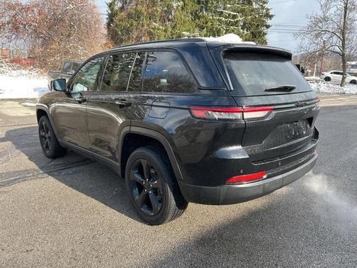 2023 Jeep Grand Cherokee Altitude