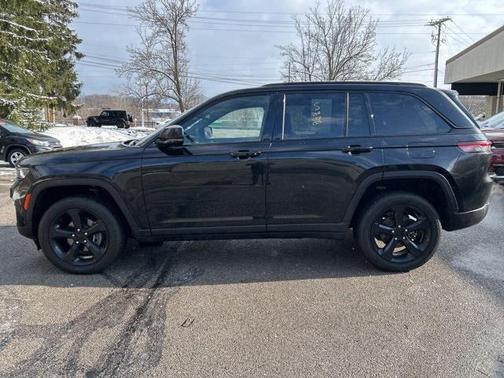 2023 Jeep Grand Cherokee Altitude