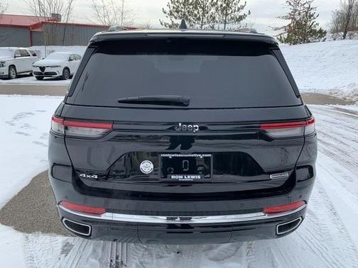 2023 Jeep Grand Cherokee Overland