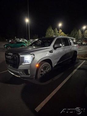 Satin Steel Metallic 2022 GMC Yukon XL SLT
