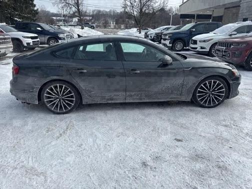 2022 Audi A5 2.0T Premium Plus