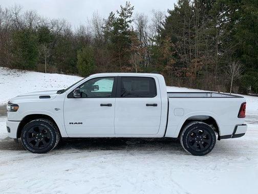 Bright White Clearcoat 2026 RAM 1500 Big Horn/Lone Star