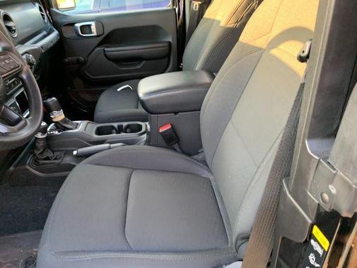 Black Clearcoat 2023 Jeep Wrangler Sport