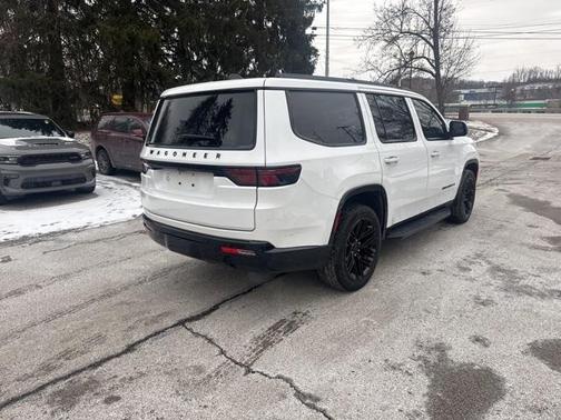 2024 Jeep Wagoneer Series II