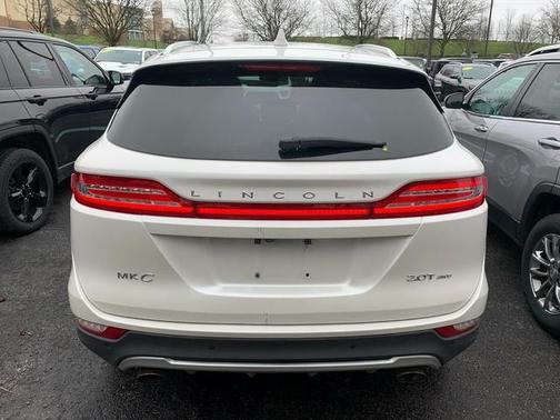 White Platinum Clearcoat Metallic 2017 Lincoln MKC Premiere