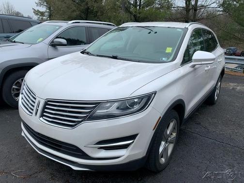 White Platinum Clearcoat Metallic 2017 Lincoln MKC Premiere