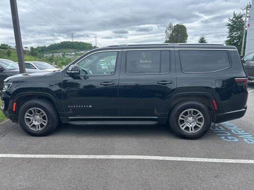 Diamond Black 2023 Jeep Wagoneer Base