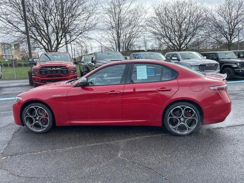 2024 Alfa Romeo Giulia Veloce