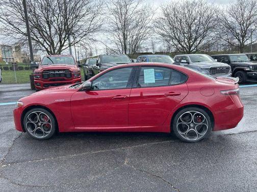2024 Alfa Romeo Giulia Veloce