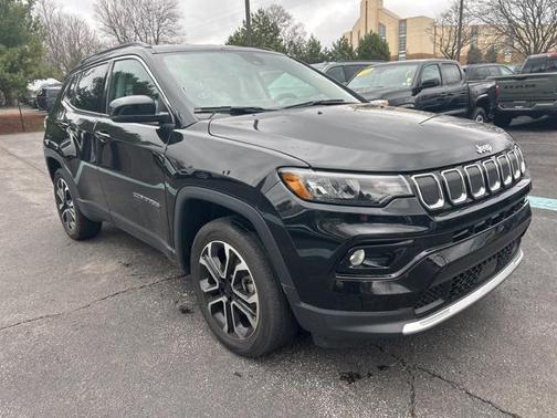 Diamond Black 2022 Jeep Compass Limited
