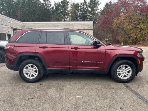 2023 Jeep Grand Cherokee Laredo