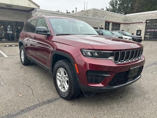 2023 Jeep Grand Cherokee Laredo