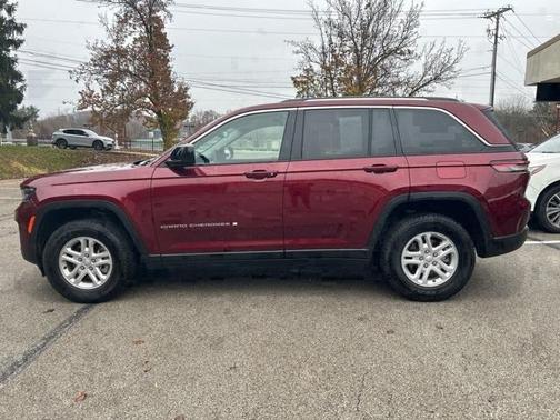 2023 Jeep Grand Cherokee Laredo