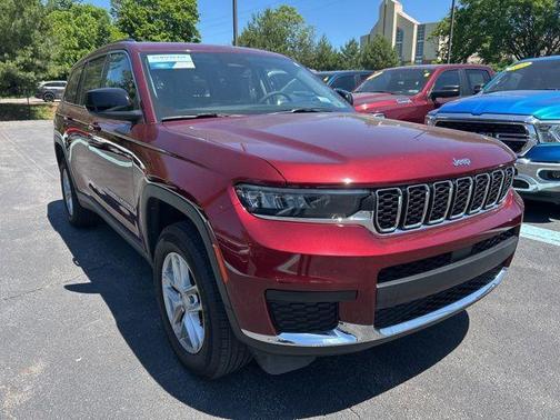 Velvet Red Pearlcoat 2023 Jeep Grand Cherokee L Laredo