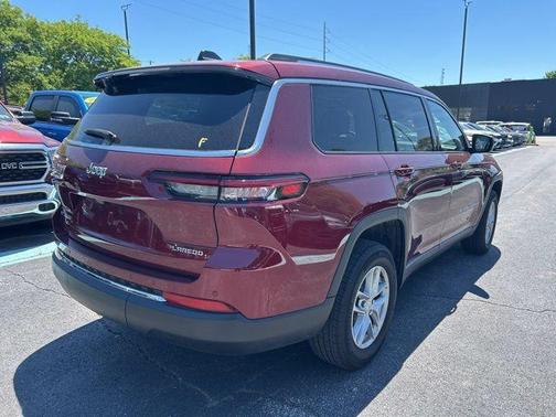 Velvet Red Pearlcoat 2023 Jeep Grand Cherokee L Laredo