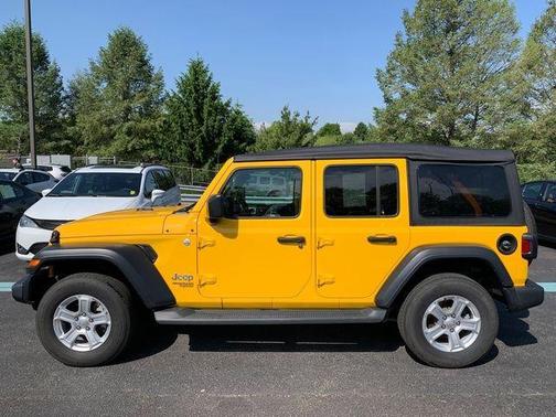 Baja Yellow Clearcoat 2019 Jeep Wrangler Unlimited Sport
