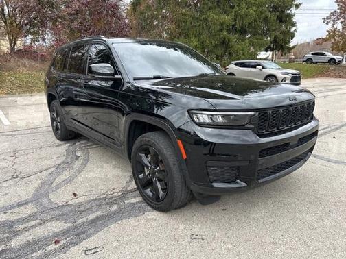 2023 Jeep Grand Cherokee L Laredo