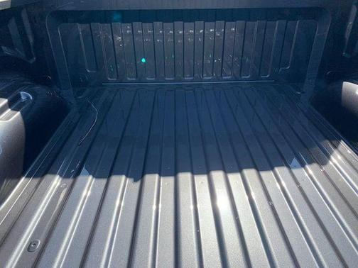 Granite Crystal Clearcoat Metallic 2026 RAM 1500 Big Horn/Lone Star