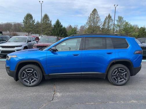 Hydro Blue Pearlcoat 2026 Jeep Cherokee LAREDO/LIMITED
