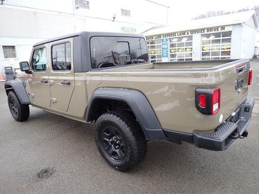 Gator Clearcoat 2020 Jeep Gladiator Sport