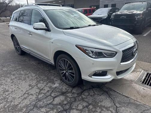 2017 INFINITI QX60 Base