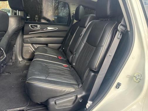 2017 INFINITI QX60 Base