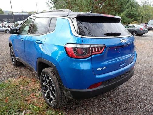 Hydro Blue Pearlcoat 2026 Jeep Compass Limited