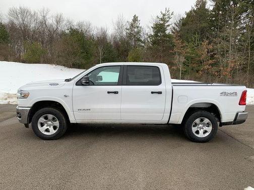 Bright White Clearcoat 2026 RAM 1500 Big Horn/Lone Star