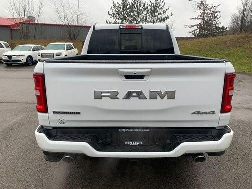 Bright White Clearcoat 2026 RAM 1500 Big Horn/Lone Star