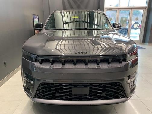 2026 Jeep Grand Wagoneer L 