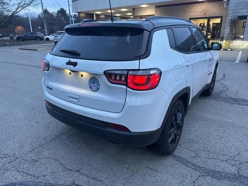 2022 Jeep Compass Altitude