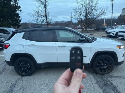 2022 Jeep Compass Altitude