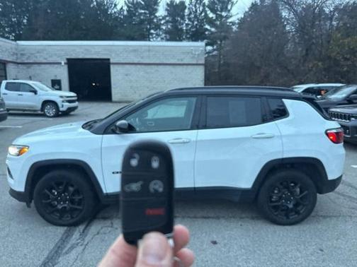 2022 Jeep Compass Altitude