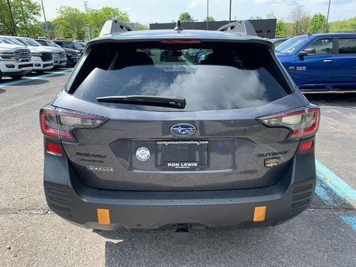 Magnetite Gray Metallic 2024 Subaru Outback Wilderness