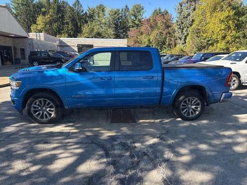 2021 RAM 1500 Laramie Crew Cab 4x4 57' Box